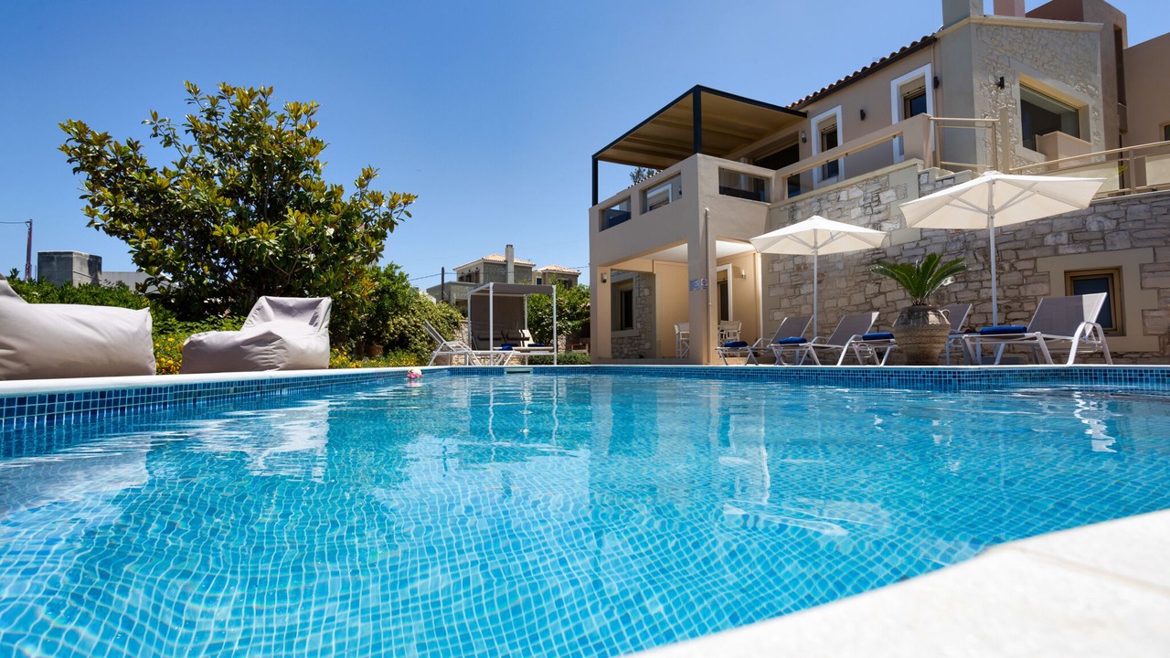 Photo of Outdoor in Roussospiti