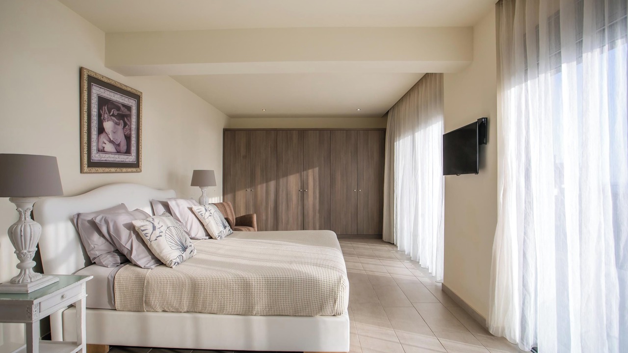 Photo of Bedroom in Pefkos