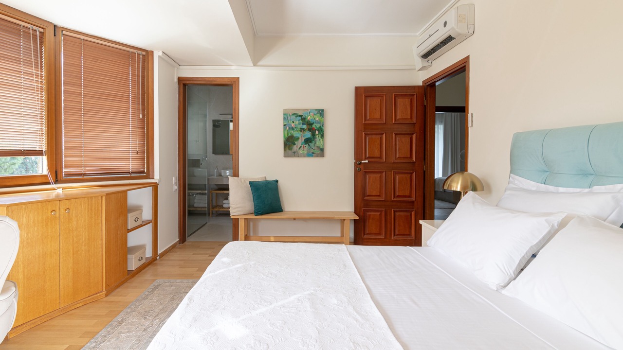 Photo of Bedroom in Glyfada