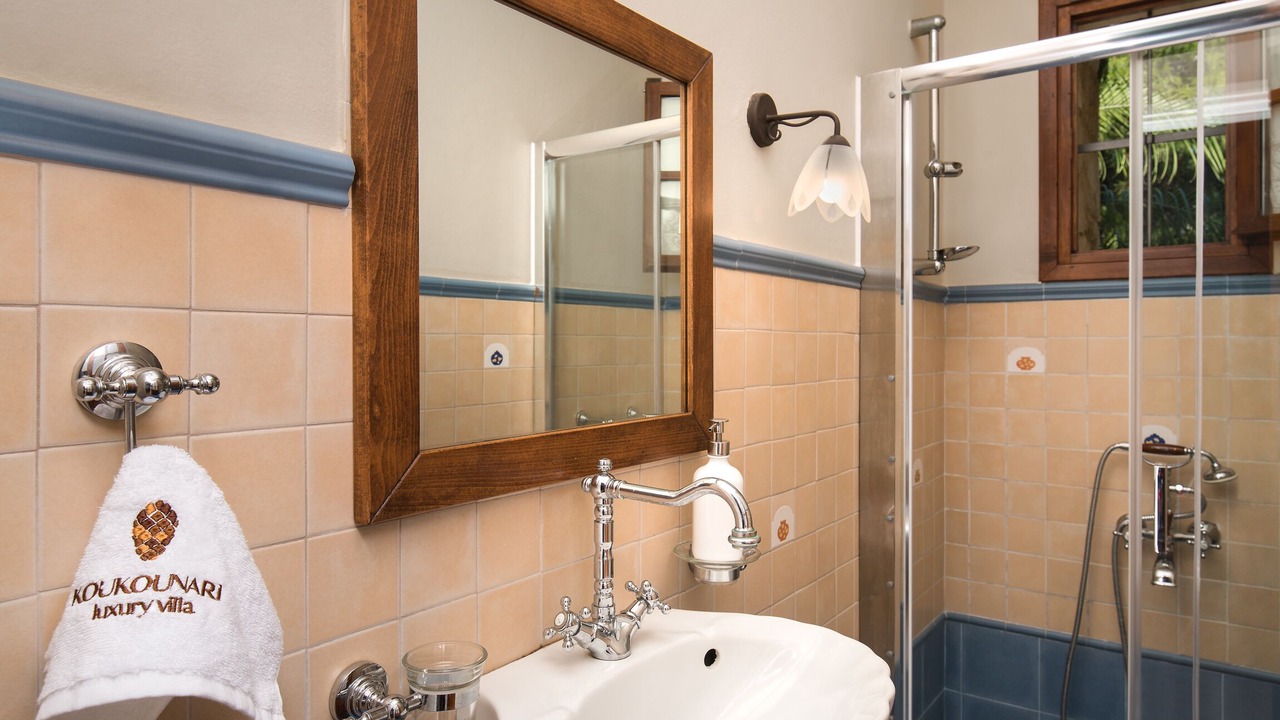 Photo of Bathroom in Chania Town