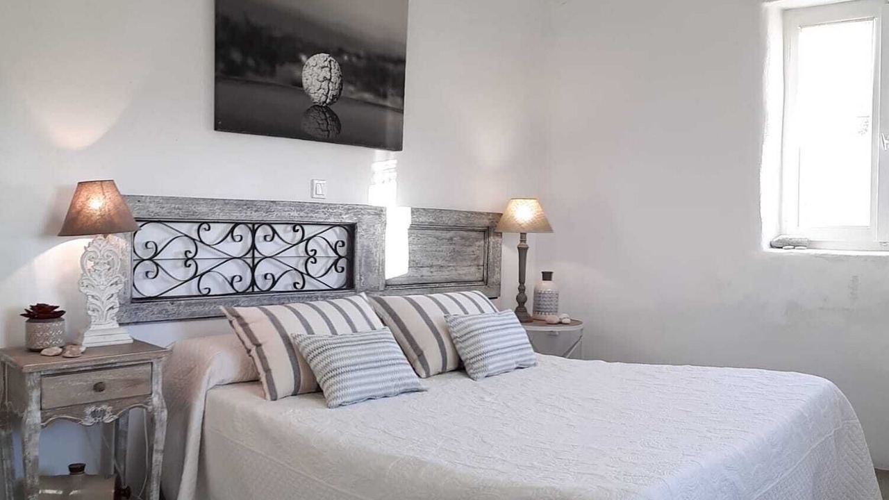Photo of Bedroom in Pounta
