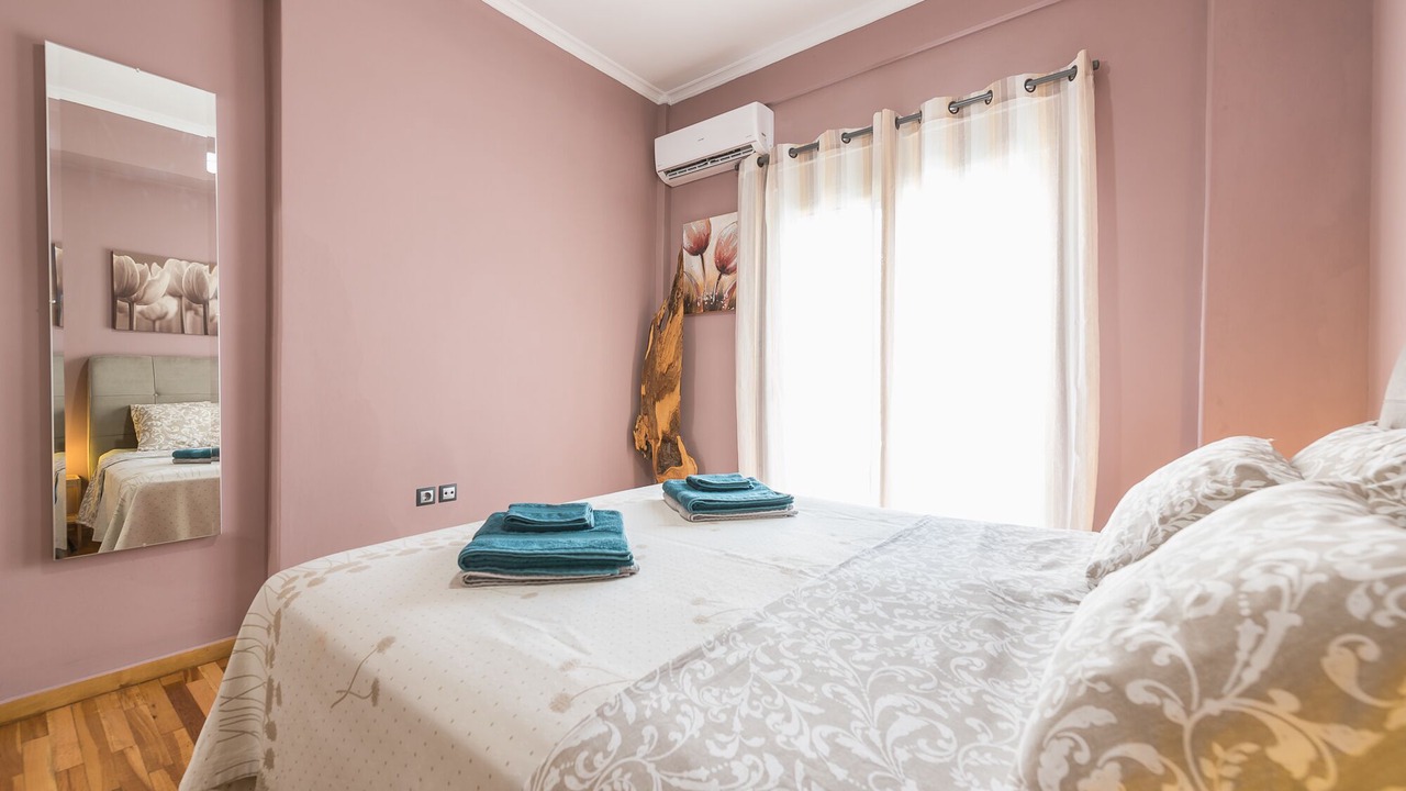 Photo of Bedroom in Neos Kosmos