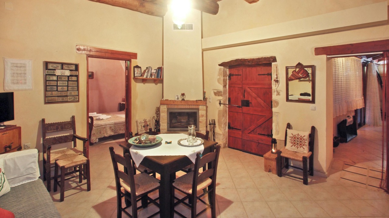 Photo of Livingroom in Exopoli