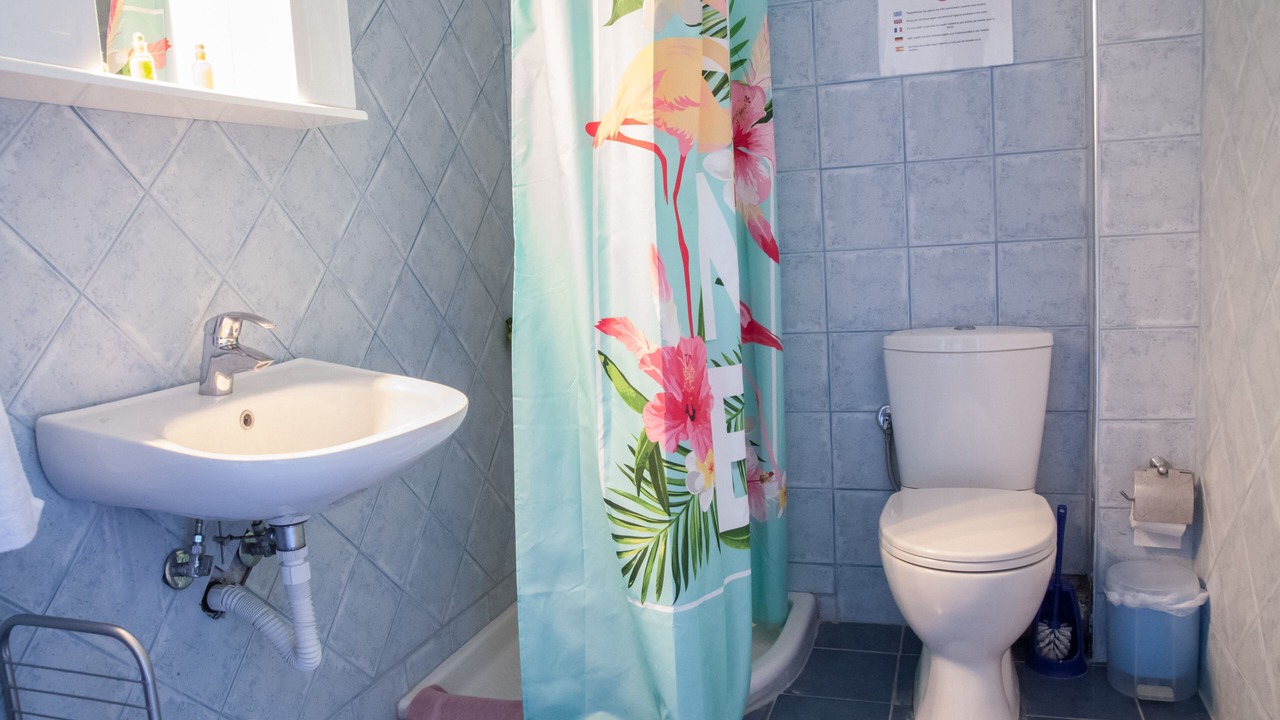 Photo of Bathroom in Velon