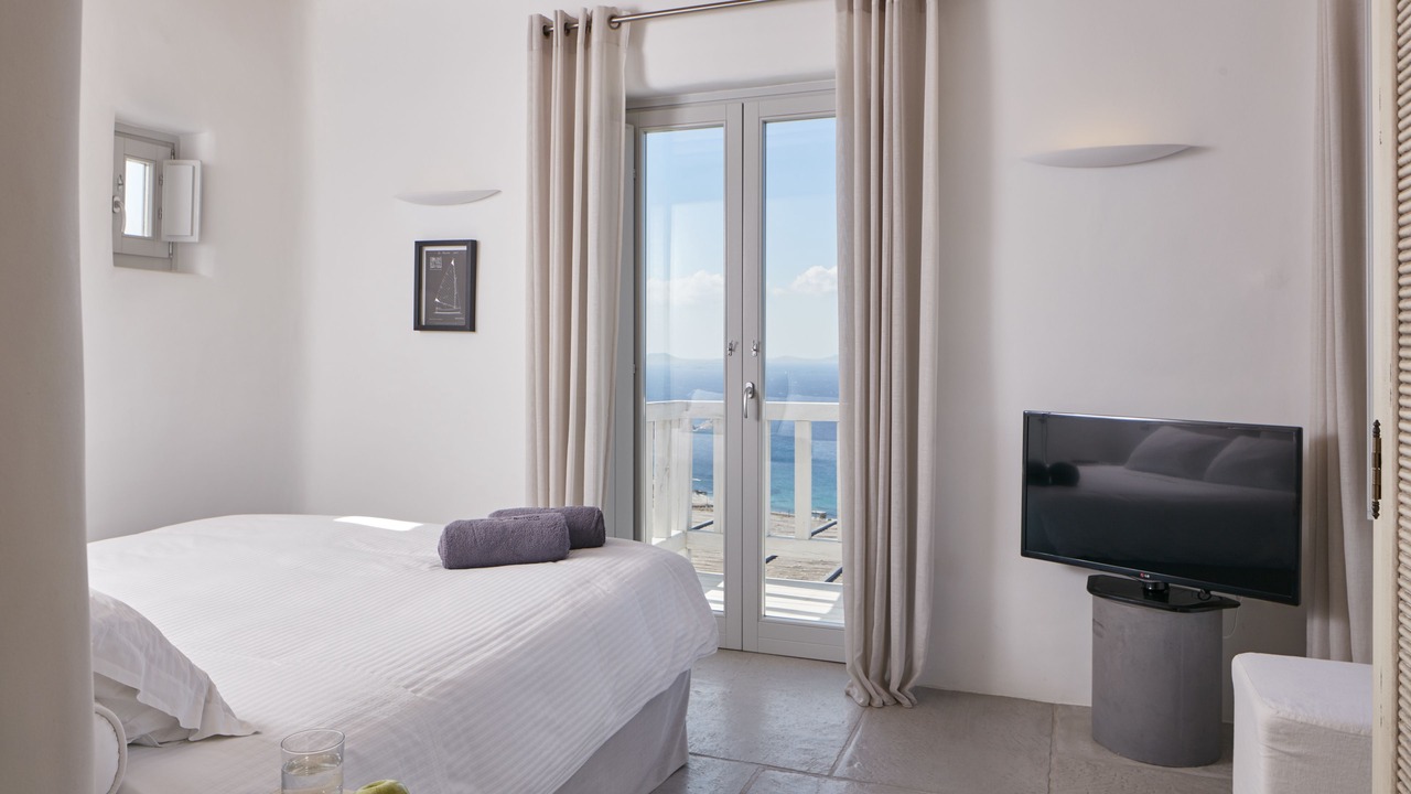 Photo of Bedroom in Faros Armenistis