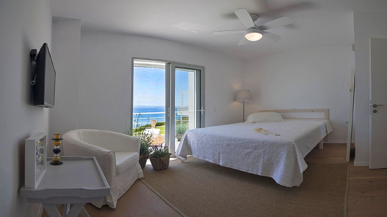 Photo of Bedroom in Amarinthos