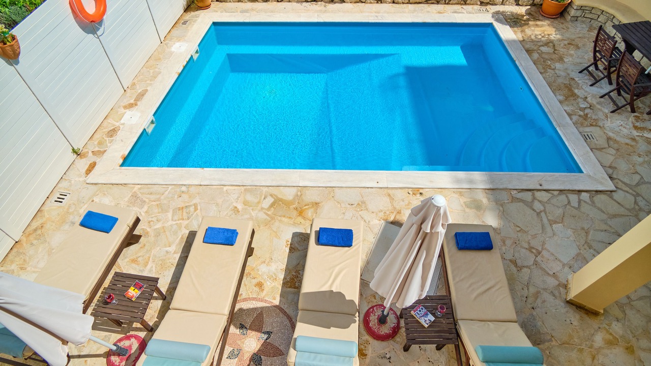 Photo of Outdoor in Apraos