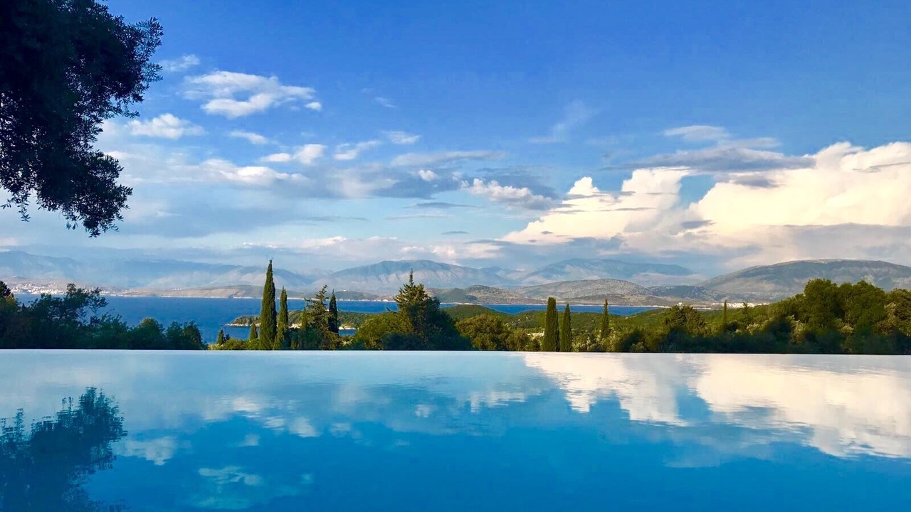 Photo of Outdoor in Petaleia