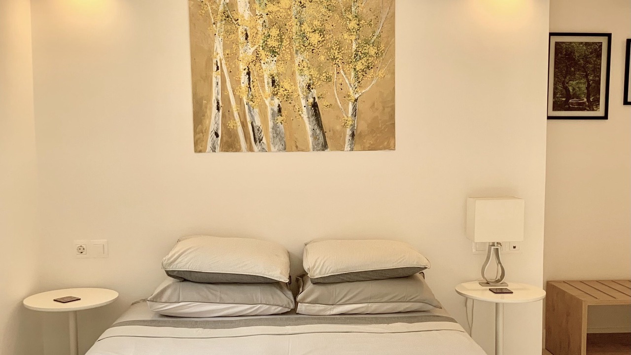 Photo of Bedroom in Petaleia