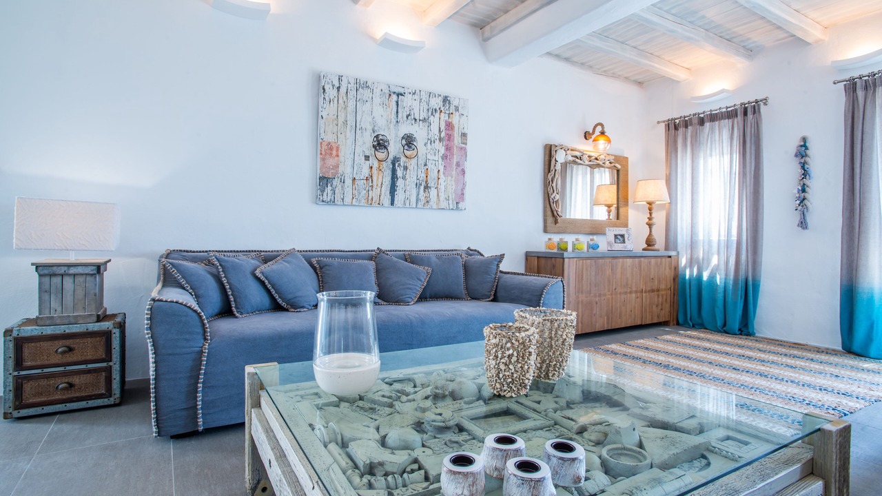 Photo of Livingroom in Chrissi Akti