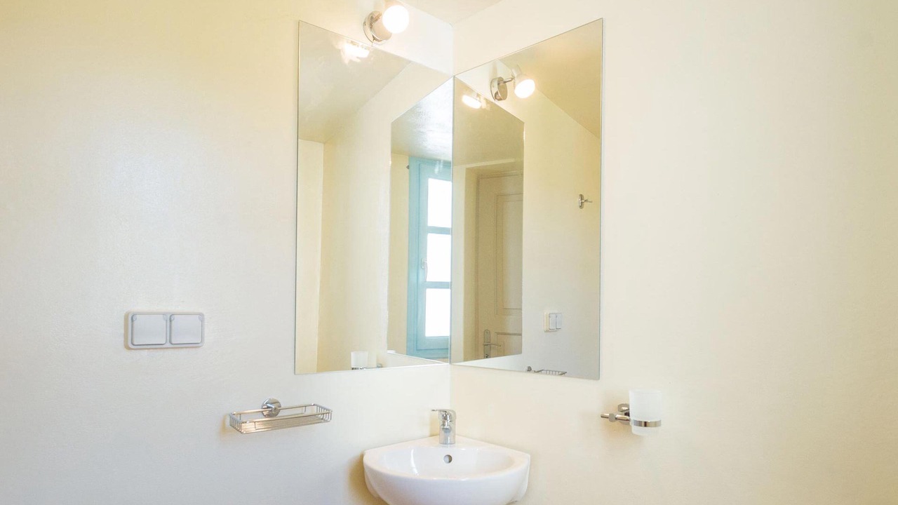 Photo of Bathroom in Skala