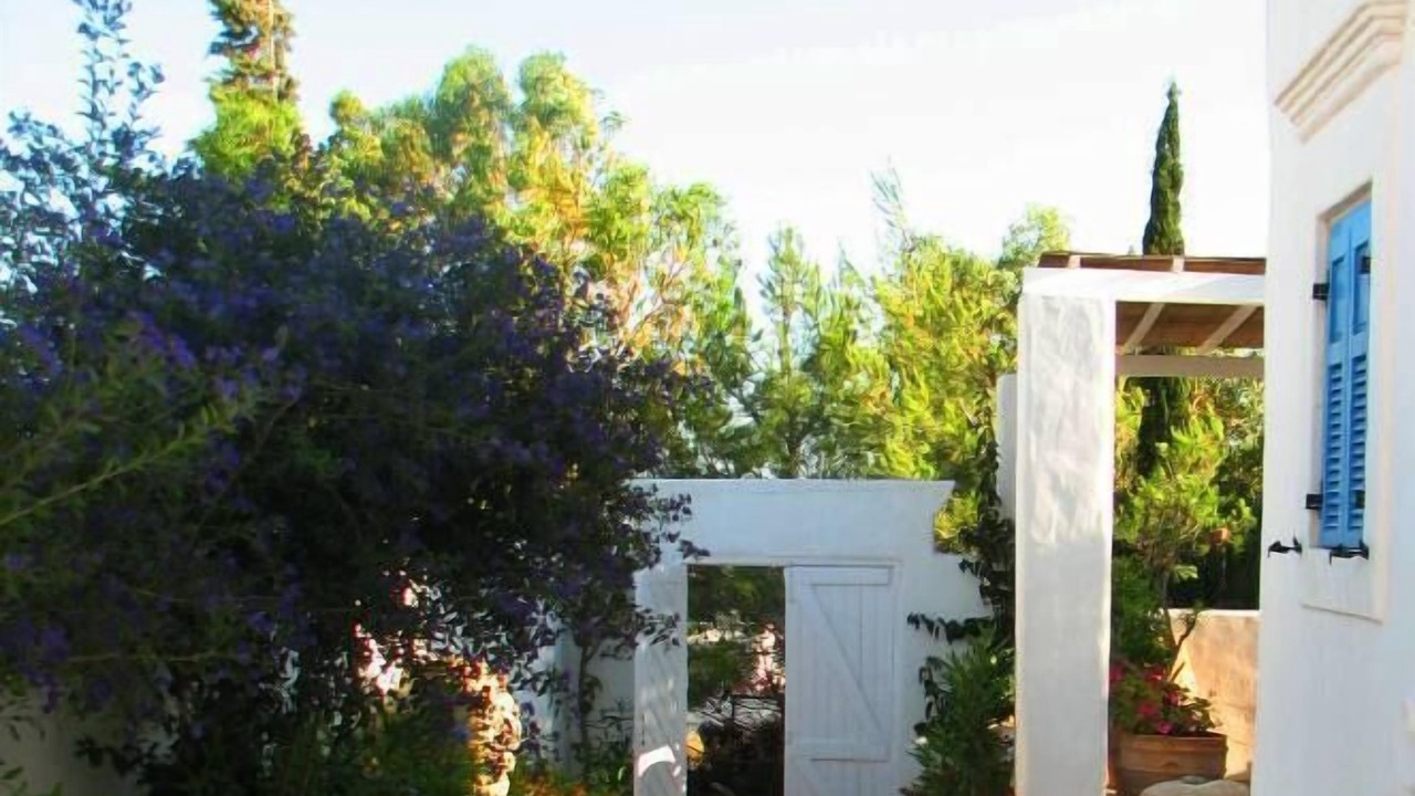 Photo of Outdoor in South Rhodes