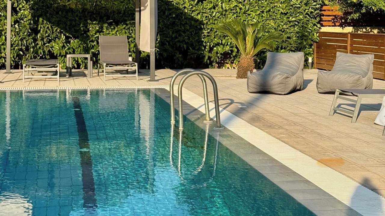 Photo of Outdoor in Ixia