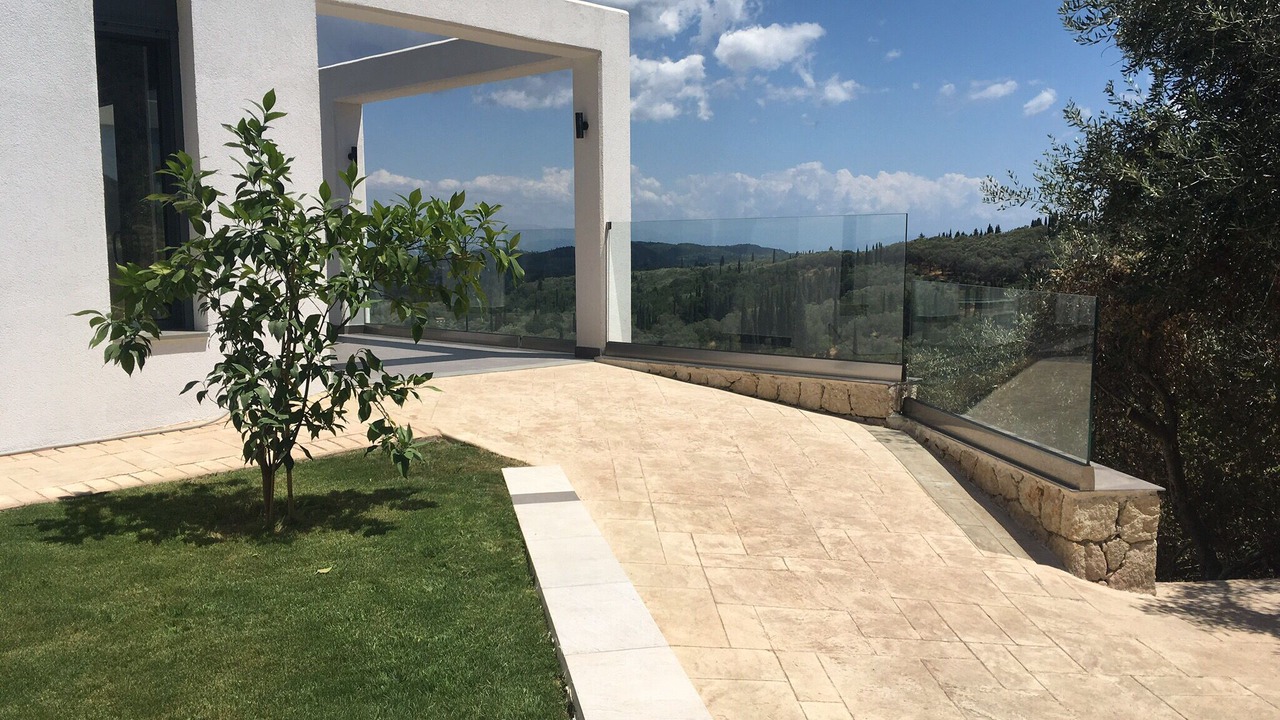 Photo of Outdoor in Doukades