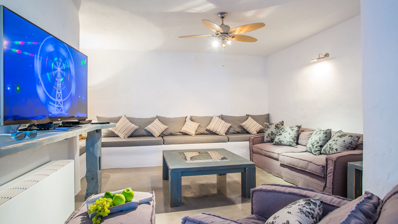 Photo of Bedroom in Chrissi Akti
