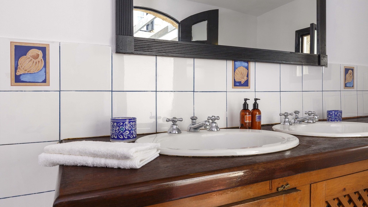Photo of Bathroom in Rhodes Old Town
