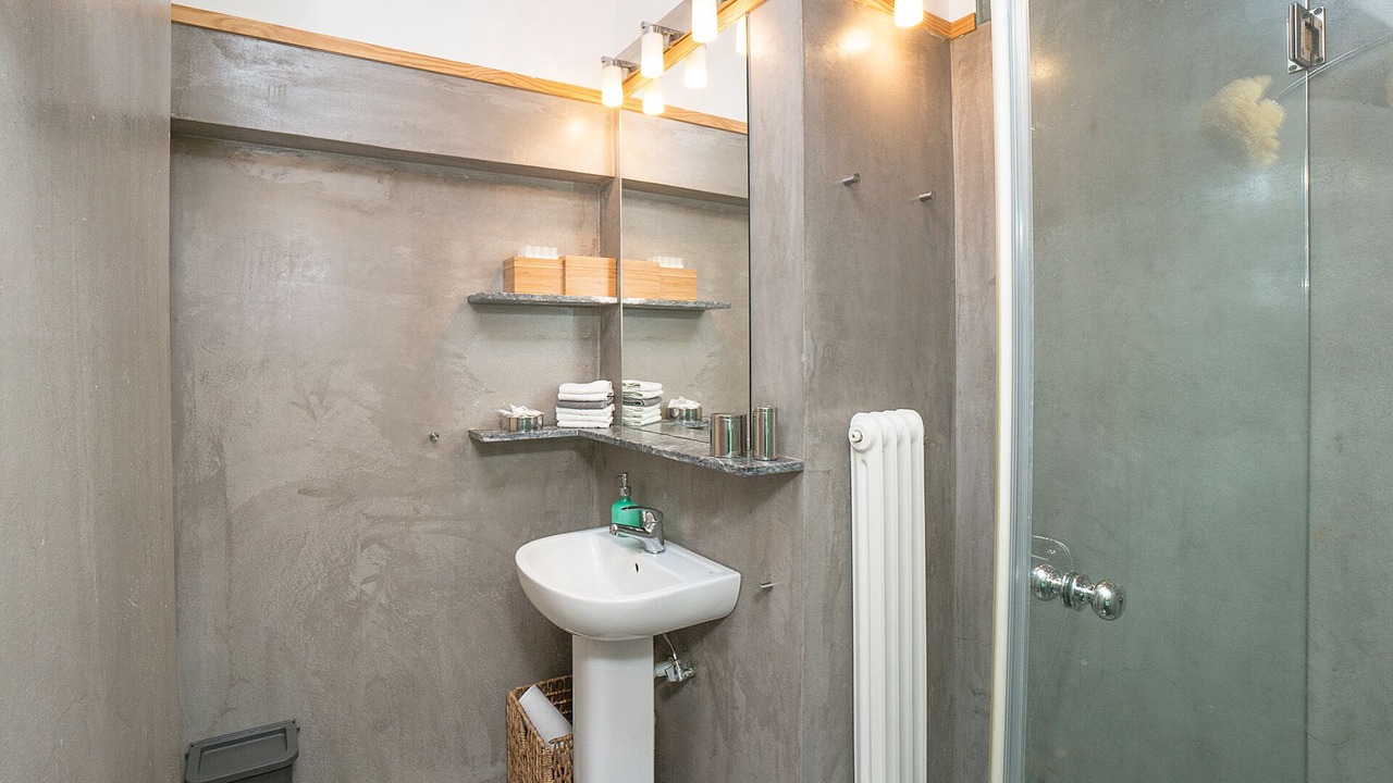 Photo of Bathroom in Anafiotika