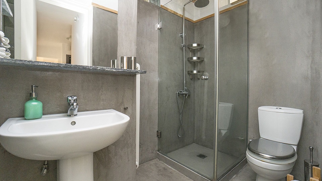 Photo of Bathroom in Anafiotika