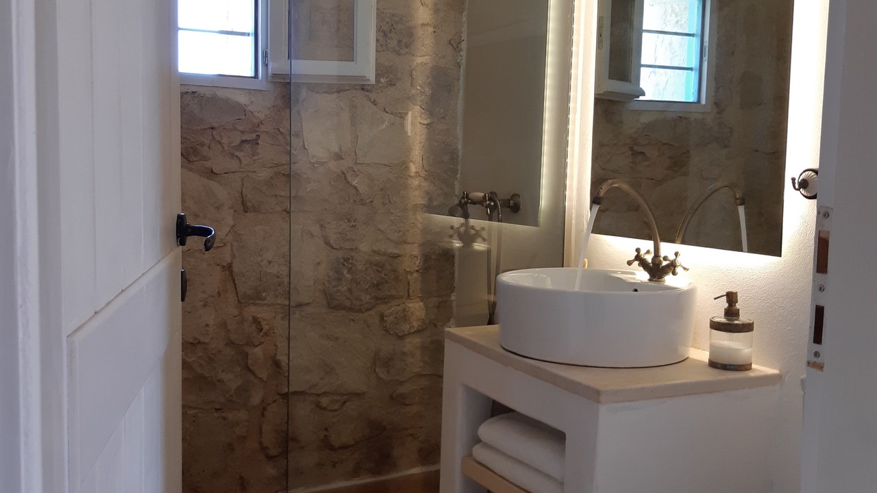 Photo of Bathroom in Agia Thekli