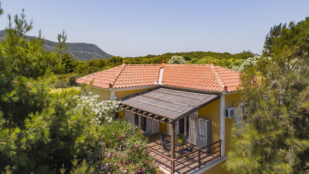 Photo of Outdoor in Samos Town