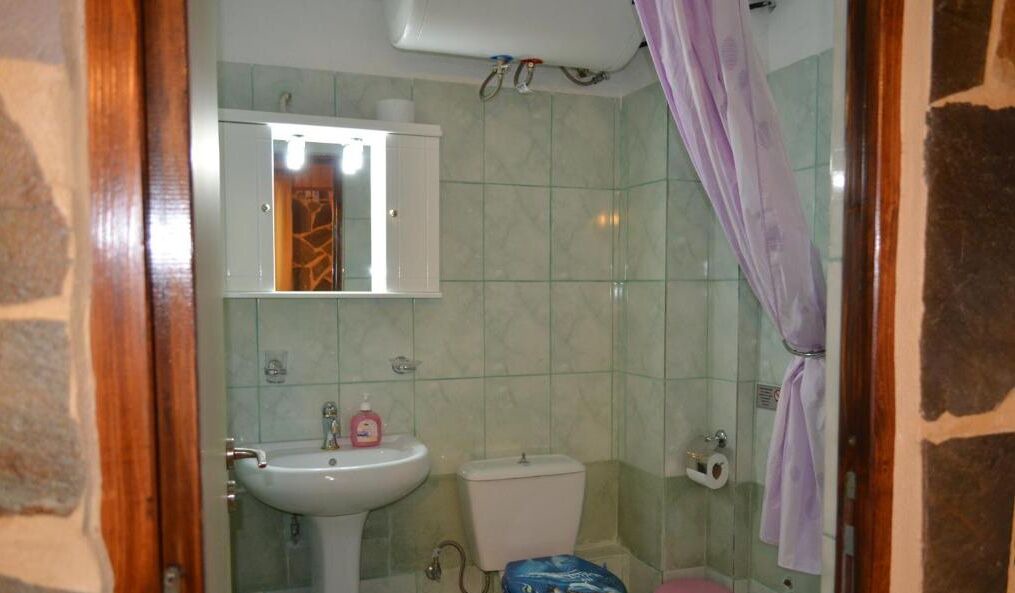 Photo of Bathroom in Nea Makri