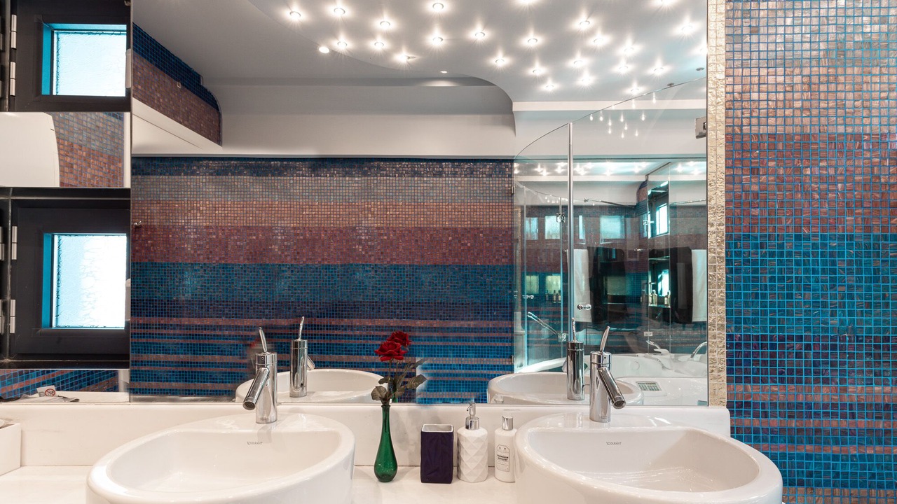 Photo of Bathroom in Voula