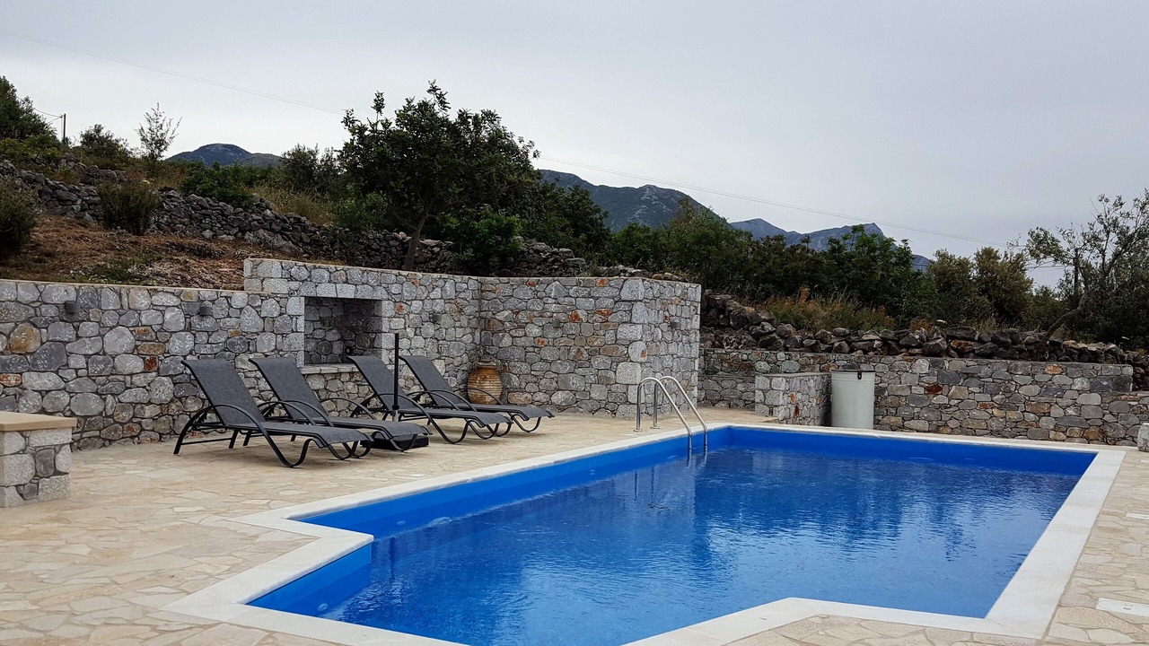Photo of Outdoor in Lefktron