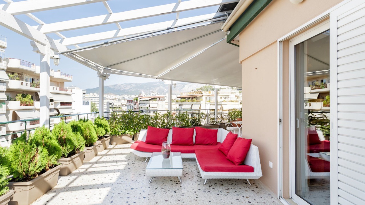 Photo of Patio Balcony in Neos Kosmos