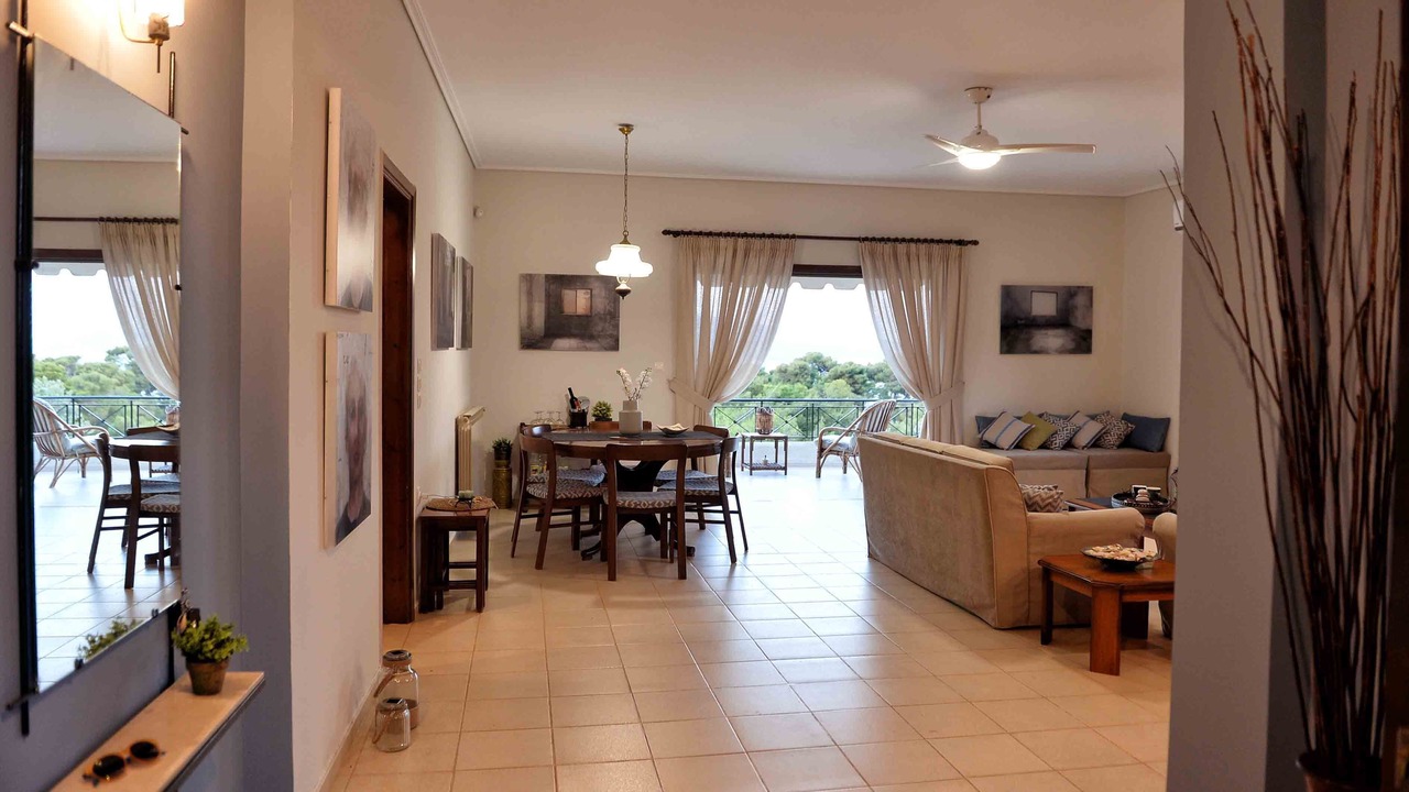 Photo of Livingroom in Isthmia