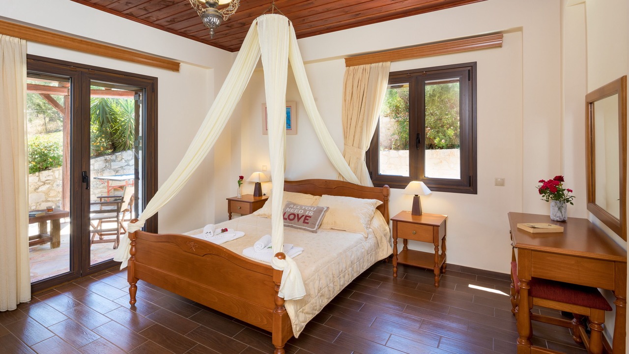 Photo of Bedroom in Polemarchi
