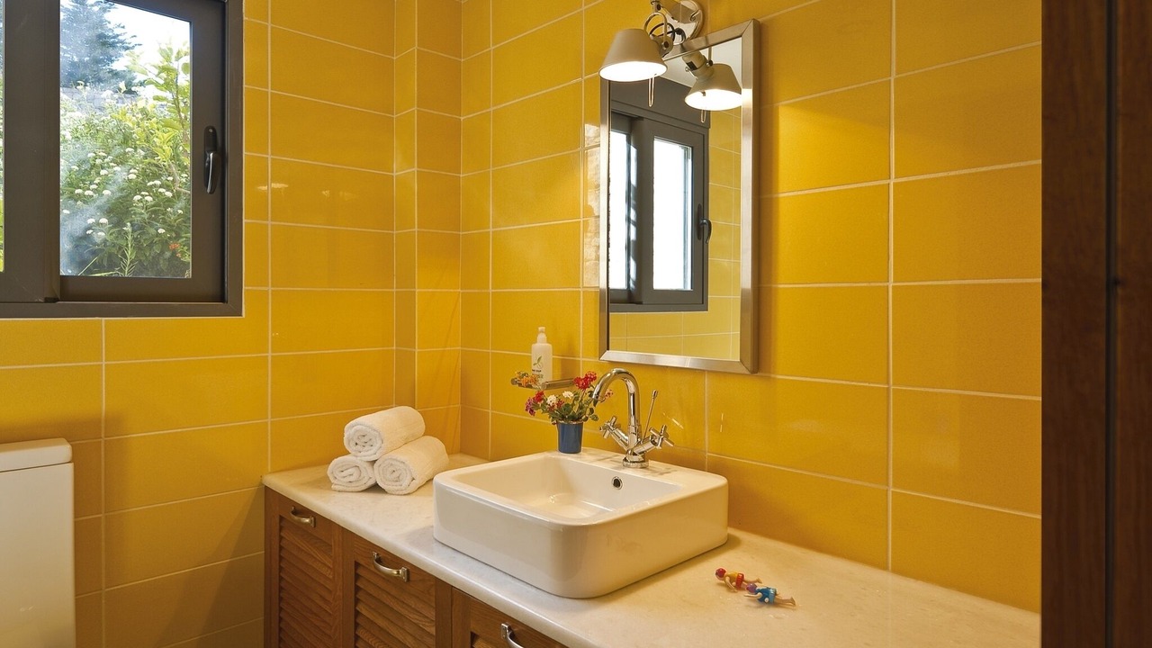 Photo of Bathroom in Marathi