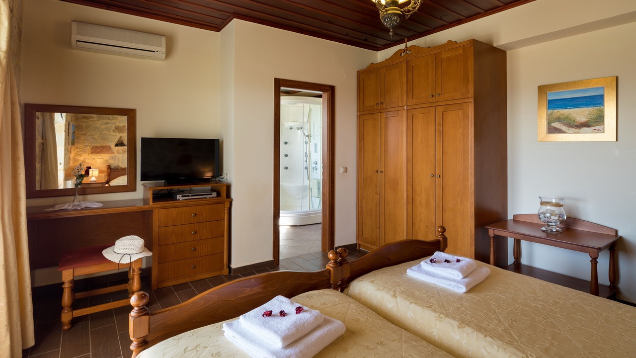 Photo of Bedroom in Polemarchi