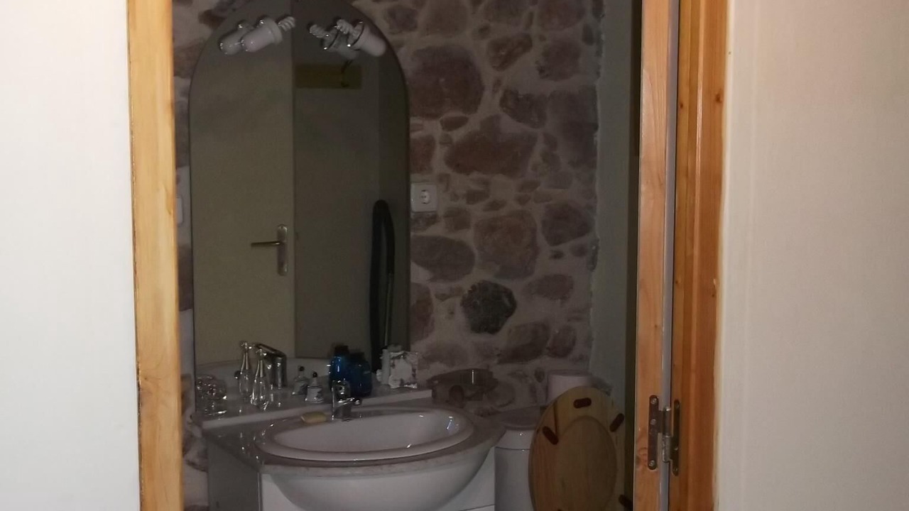 Photo of Bathroom in Leonidio