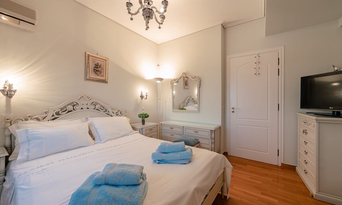 Photo of Bedroom in Metokhi