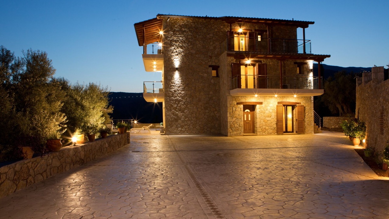 Photo of Outdoor in Mikros Gialos