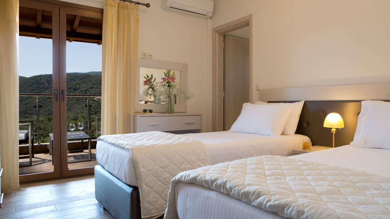 Photo of Bedroom in Mikros Gialos