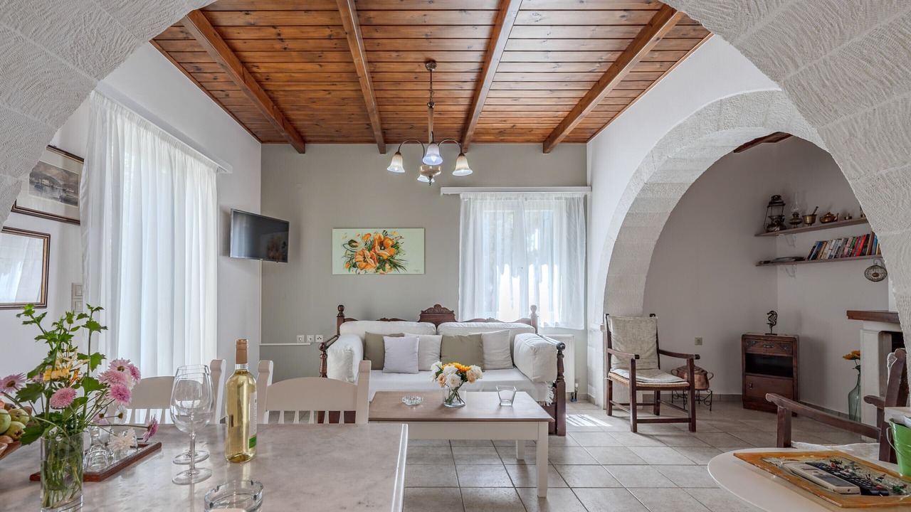 Photo of Livingroom in Douliana
