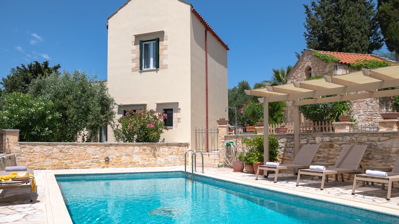 Photo of Outdoor in Douliana