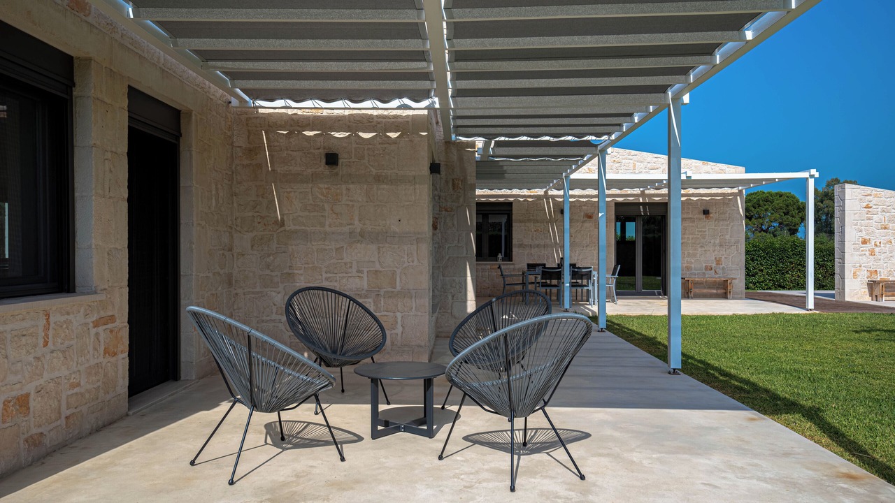 Photo of Patio Balcony in Alonia