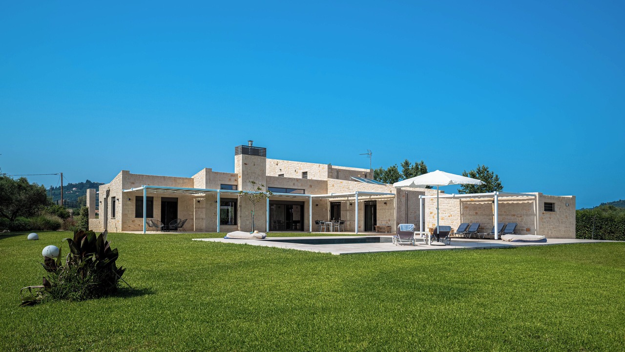 Photo of Outdoor in Alonia