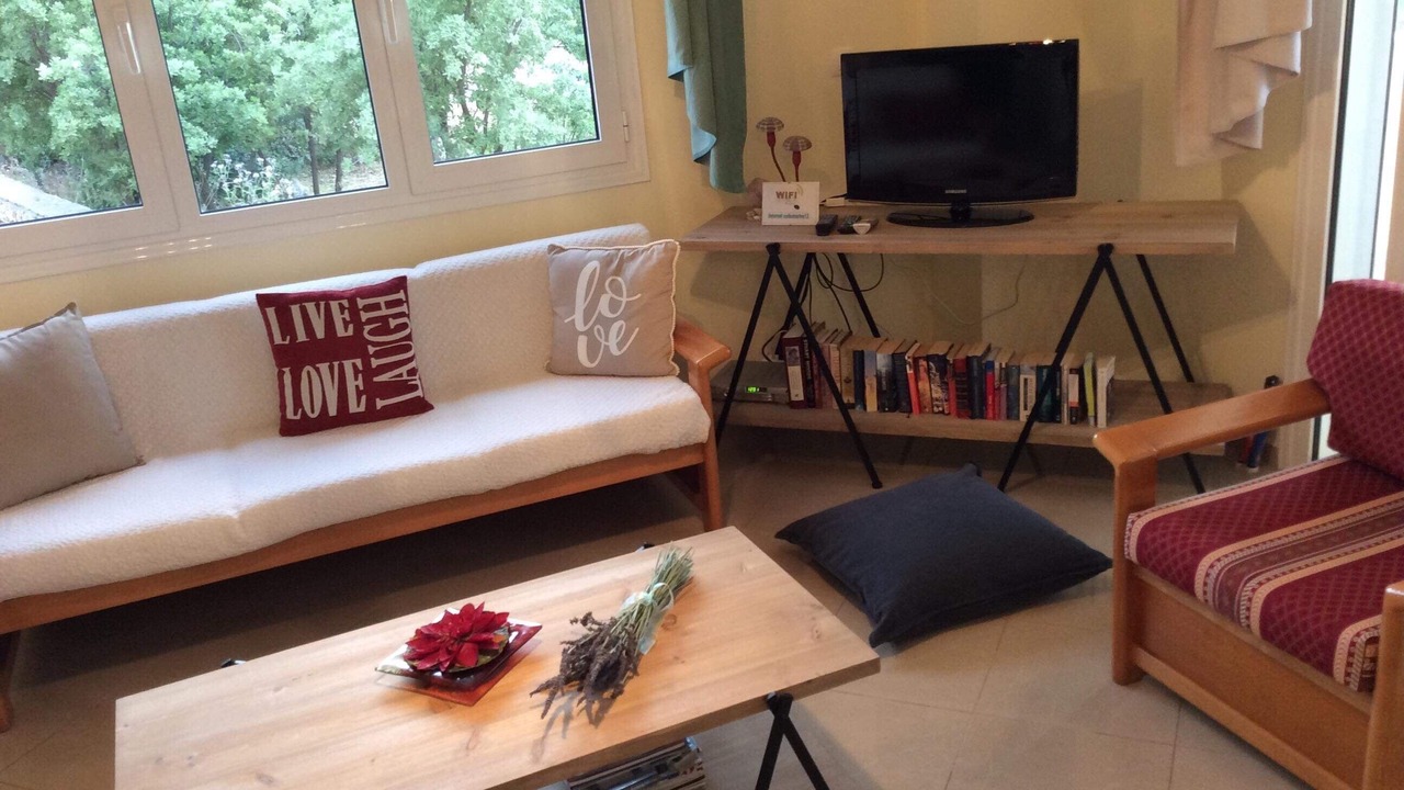 Photo of Bedroom in Atsipópoulon