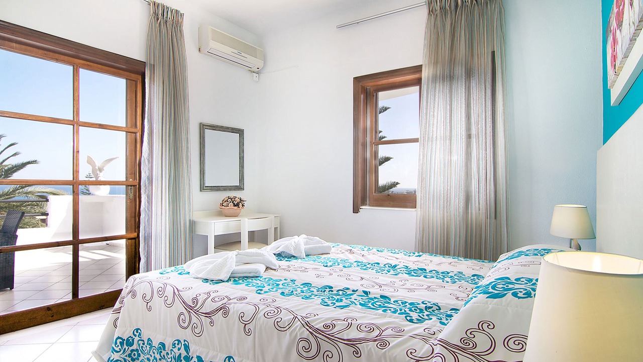Photo of Bedroom in Adelianos Kampos
