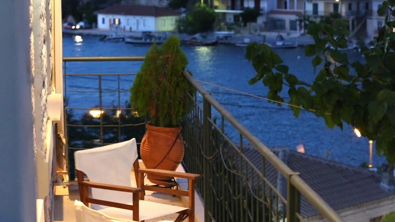 Photo of Patio Balcony in Vathi