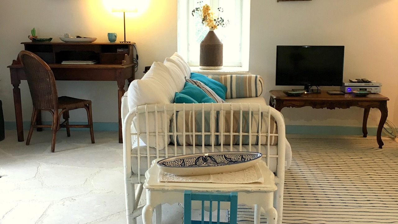 Photo of Livingroom in Tselendata