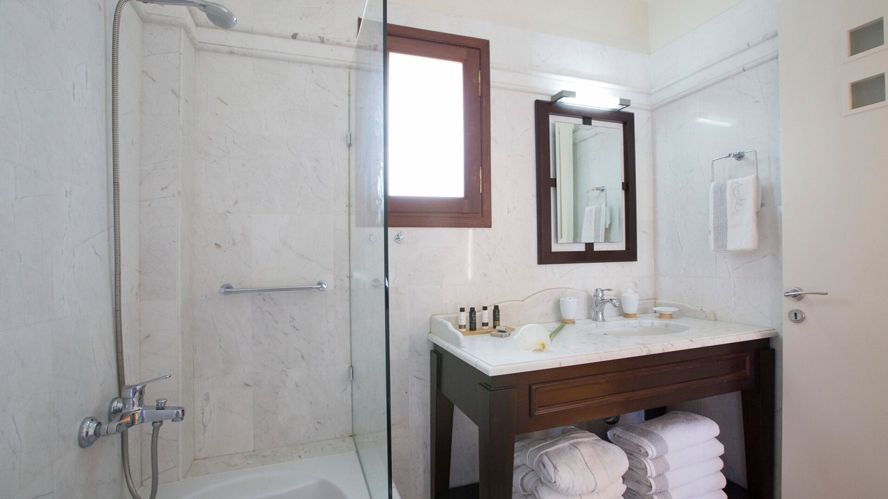 Photo of Bathroom in Agios Ioannis