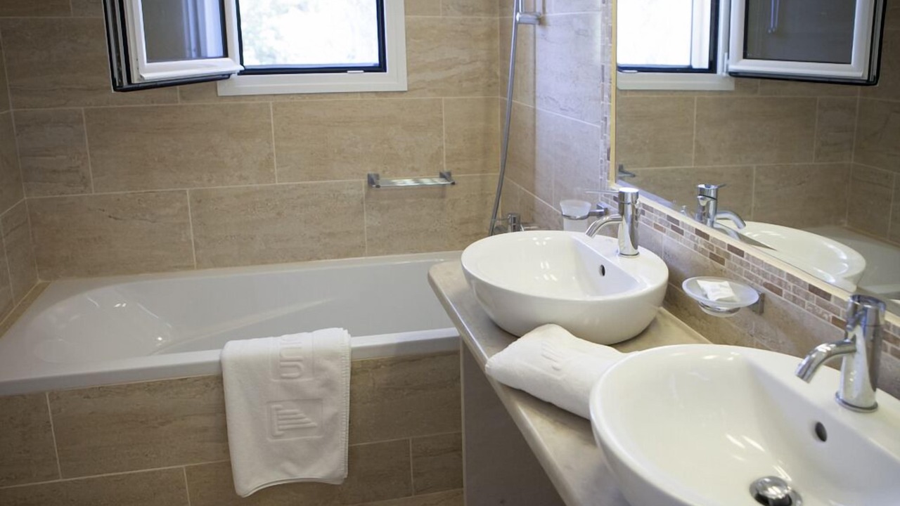 Photo of Bathroom in Skala