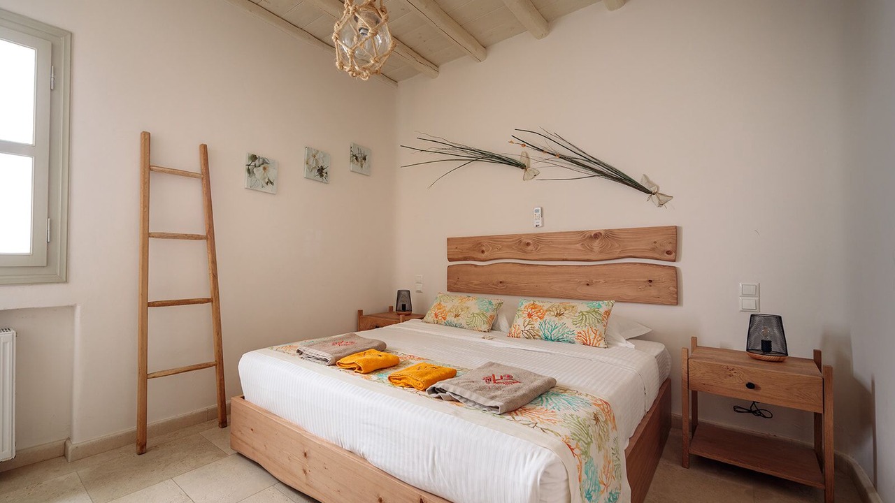Photo of Bedroom in Ornos