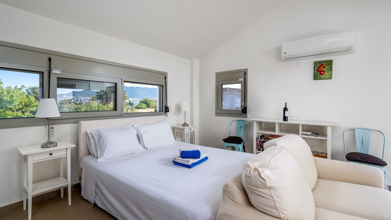 Photo of Bedroom in Ialyssos