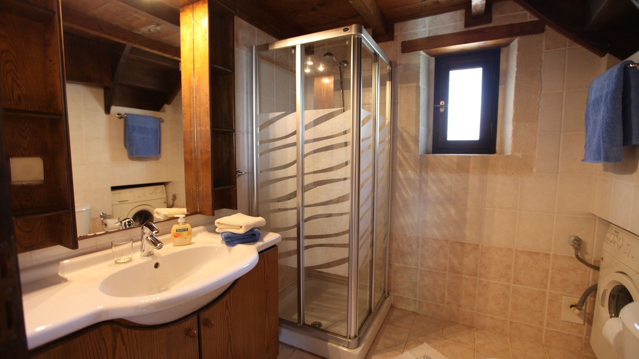 Photo of Bathroom in Atsipópoulon