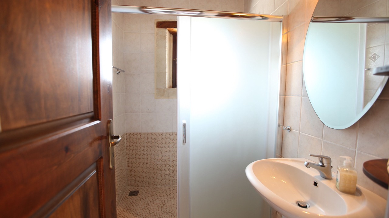 Photo of Bathroom in Atsipópoulon